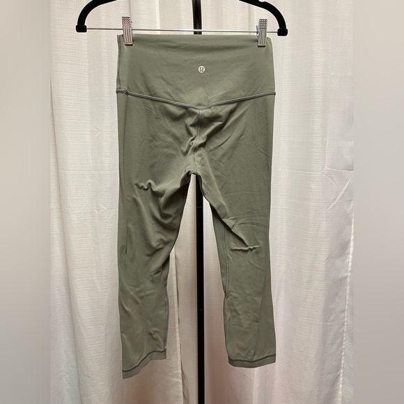 Lululemon Align Crop *21" Grey Sage | size 6 - Picture 4 of 7